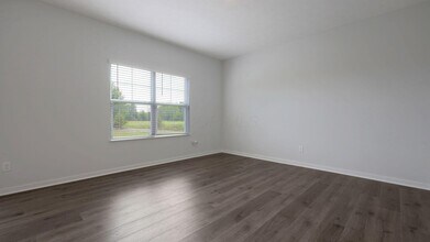 858 Sunny Vale Dr in Delaware, OH - Building Photo - Building Photo