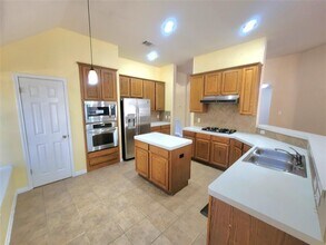 6405 Dunsmere Ct in Austin, TX - Building Photo - Building Photo