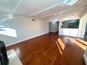 2642 Oak Knoll Dr in Los Alamitos, CA - Building Photo - Building Photo