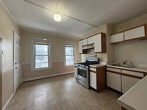 198 Chestnut St in Marlborough, MA - Building Photo - Building Photo