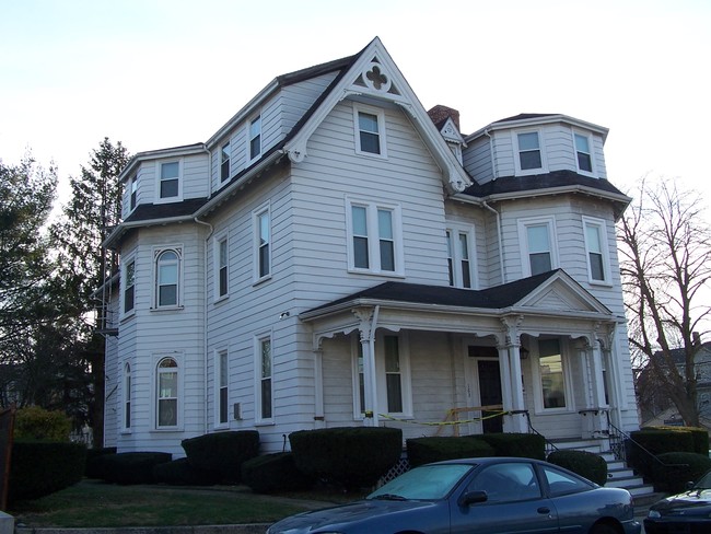 163 Winter St in Fall River, MA - Foto de edificio - Building Photo