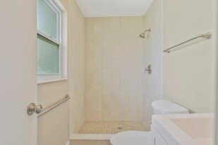 4600 Greenwood St in Skokie, IL - Building Photo