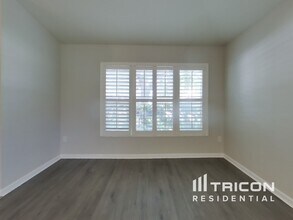 872 Sea Holly Dr in Brooksville, FL - Foto de edificio - Building Photo