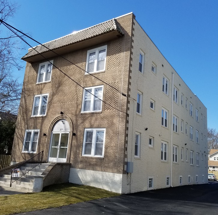 23-27 W Cuthbert Blvd in Collingswood, NJ - Building Photo