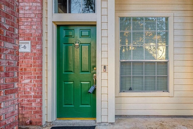 2710 Grants Lake Blvd in Sugar Land, TX - Building Photo - Building Photo