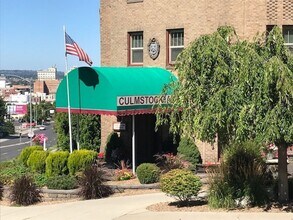 Culmstock Arms Apartments in Spokane, WA - Building Photo - Interior Photo