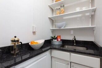 5 Chauncy St, Unit 47 in Cambridge, MA - Foto de edificio - Building Photo