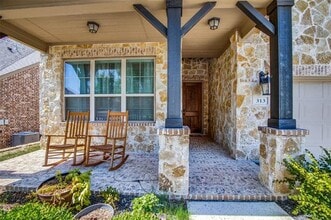313 Ridgewood Dr in Lewisville, TX - Building Photo - Building Photo