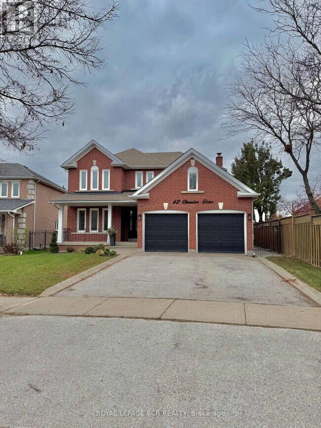 42 Cherokee Dr in Vaughan, ON - Building Photo - Building Photo