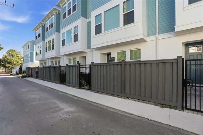 2123 1st Ave N in St. Petersburg, FL - Building Photo - Building Photo