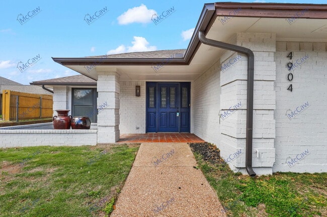 4904 Ledgestone Dr in Fort Worth, TX - Building Photo - Building Photo