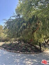 1131 Rancho Dr in Ojai, CA - Building Photo - Building Photo