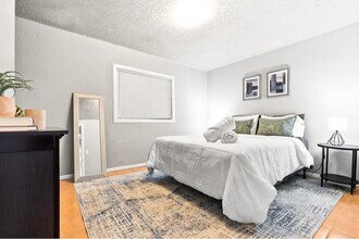 6335 Chantilly Pl in Colorado Springs, CO - Building Photo - Building Photo