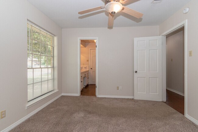 5310 Windy Hill Rd in Greenville, TX - Building Photo - Building Photo