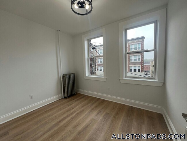 110 Brainerd Rd in Boston, MA - Building Photo - Building Photo