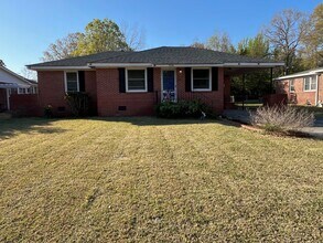 1236 Fort Dr in Hanahan, SC - Building Photo - Building Photo