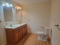 1294-201 Bloom Rd, Unit Apt101 photo'