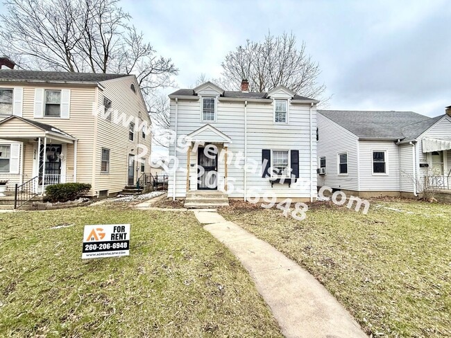 property at 3510 Robinwood Dr