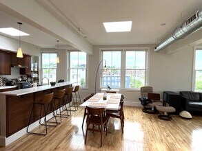 43 Park St, Unit 43-18 in Somerville, MA - Building Photo - Building Photo