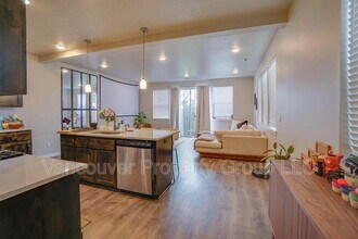 4325 NE 87th St in Vancouver, WA - Building Photo - Building Photo