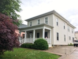 14 Conewango Ave, Unit 4 in Warren, PA - Building Photo