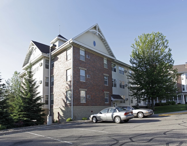 Parkview Plaza in Mendota Heights, MN - Foto de edificio - Building Photo