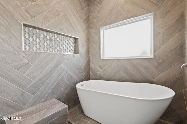 956 Keenland Ave in El Paso, TX - Building Photo - Building Photo