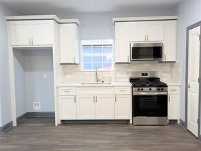 1028 Francis Dr in Pasadena, TX - Building Photo - Building Photo