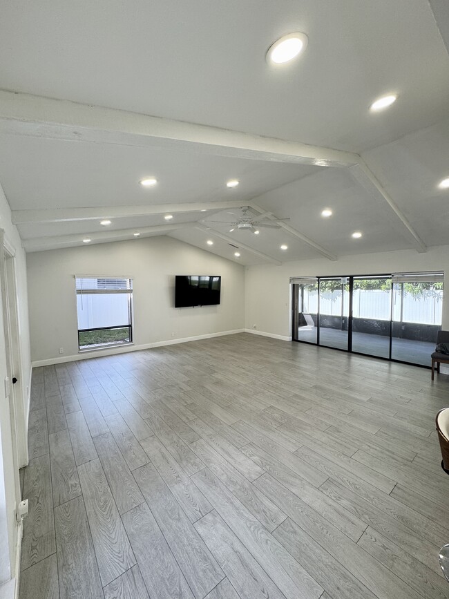 property at 1523 Gallinule Dr