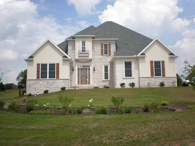 property at 1518 Guildford Ln