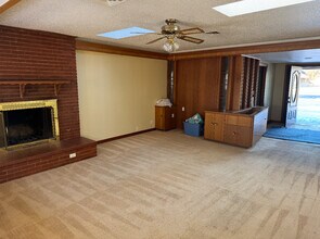 204 E Cardwell St in Brownfield, TX - Building Photo - Building Photo