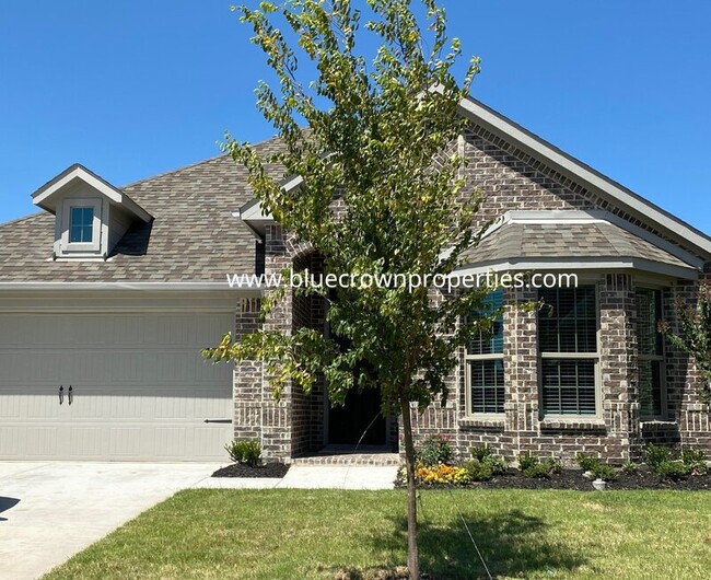 property at 1132 Red Hawk Ln