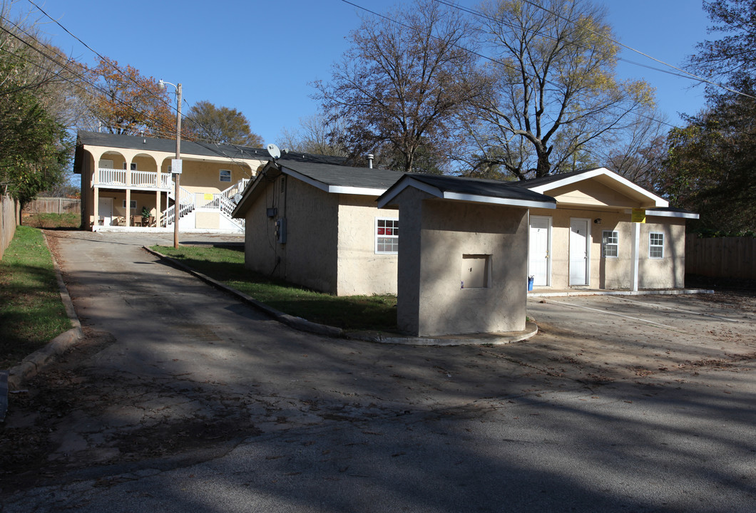 650 Allen St in Buford, GA - Building Photo