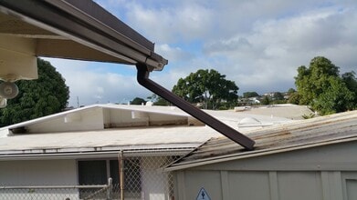 646 Ho‘okanike St in Pearl City, HI - Building Photo - Building Photo