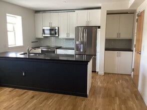 2835 W Parkside Pl in Denver, CO - Foto de edificio - Building Photo