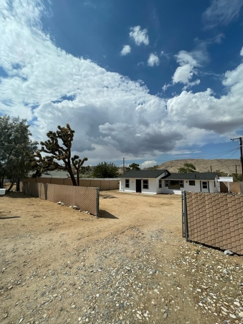 56032 Pueblo Trl photo'