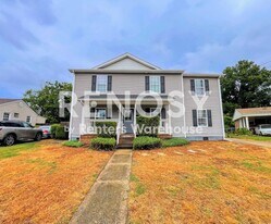 6941 Minnie Ave in Norfolk, VA - Building Photo