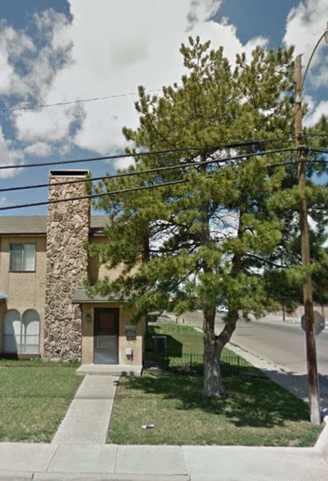 4400 Prairie Ave