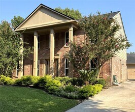 3815 Flintrock Ln in Sugar Land, TX - Building Photo - Building Photo