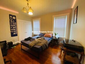 28 Clarkson St, Unit 1 in Boston, MA - Building Photo - Building Photo