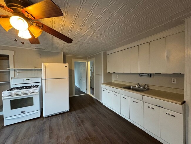 45 Friend St in Amesbury, MA - Building Photo - Building Photo