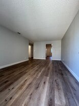 656 Sunnyside Ave in Clovis, CA - Building Photo