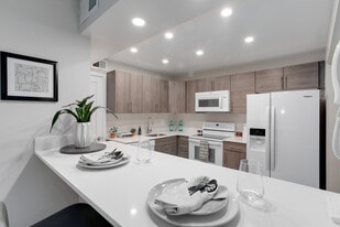 Castlebrook Apartments in New Castle, DE - Building Photo