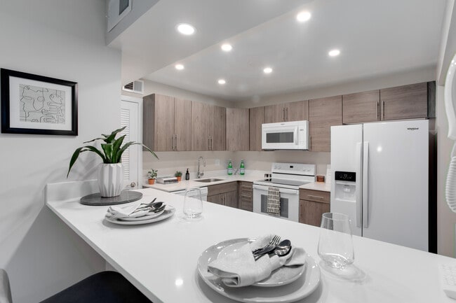 Castlebrook Apartments