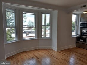 5913 Chestnut St in Philadelphia, PA - Building Photo - Building Photo