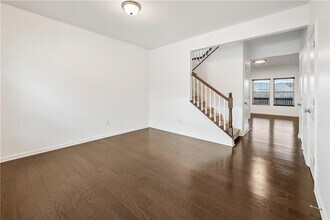 1586 Garden View Dr in Sugar Hill, GA - Building Photo - Building Photo