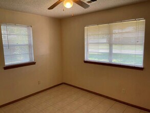 1205 SW 62nd St in Oklahoma City, OK - Building Photo - Building Photo