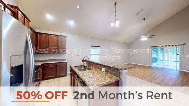 property at 105 N Aberdeenshire Dr