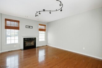 171 Patriot Hill Dr in Bernards, NJ - Building Photo - Building Photo