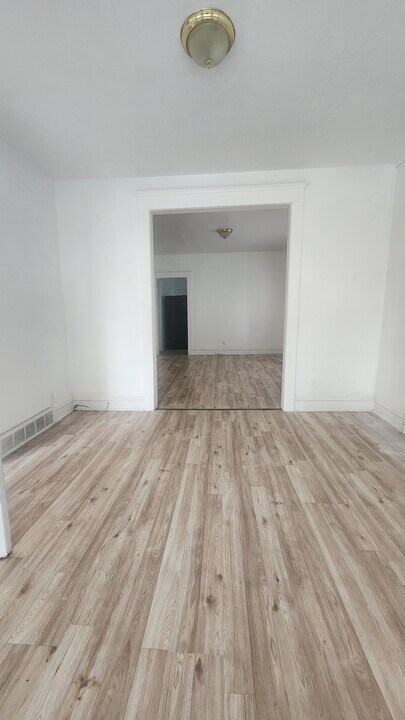 123 Maple Ave, Unit Lower in Dunkirk, NY - Building Photo